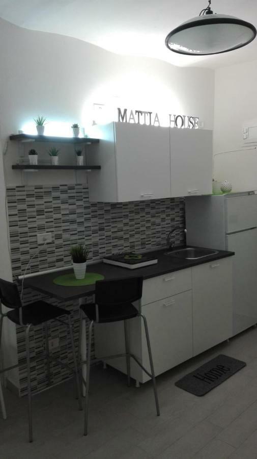 House Mattia Apartment Bari Exterior foto